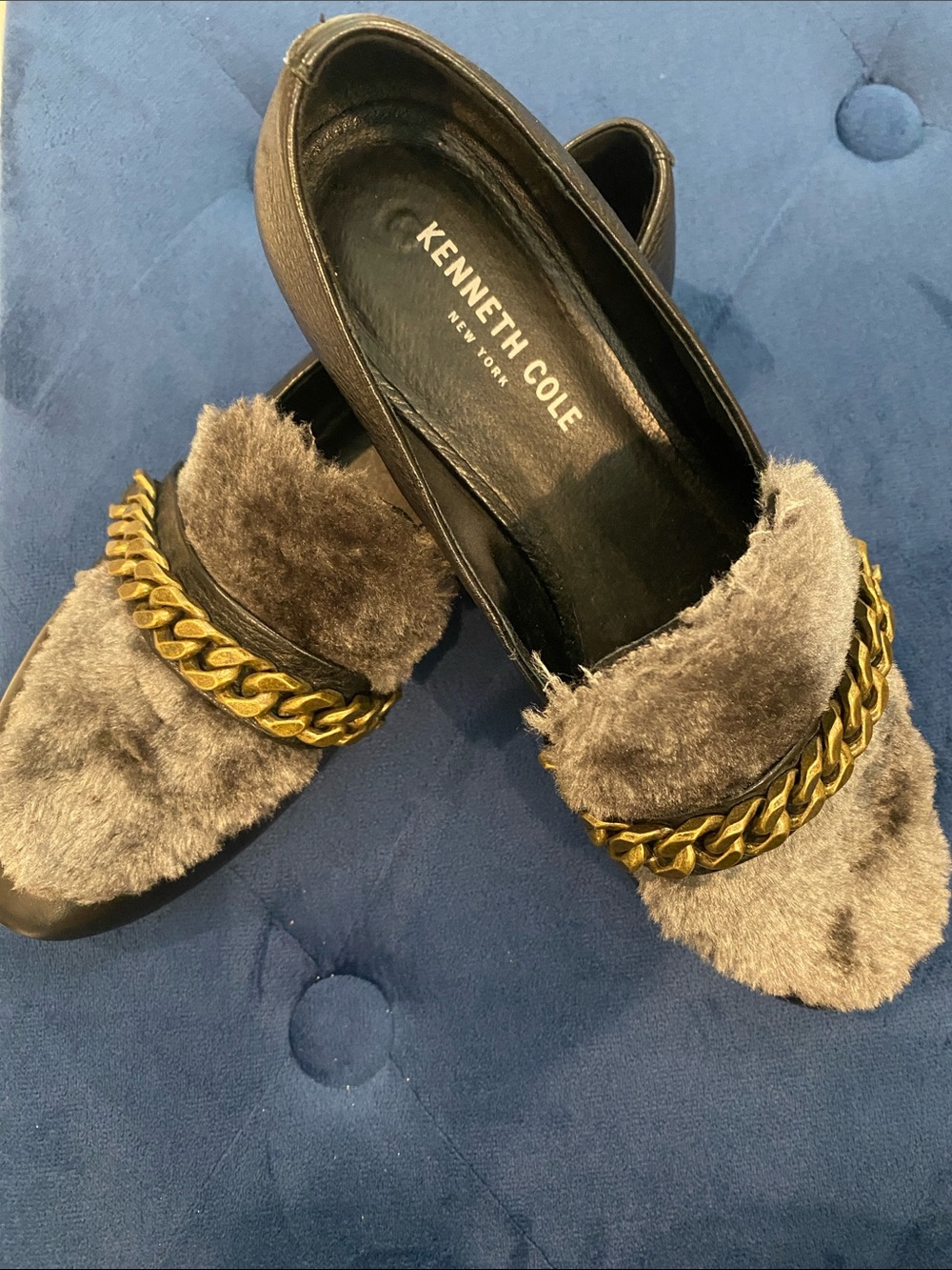 Kenneth Cole Women's Gray Faux Fur Loafers with Gold Chain